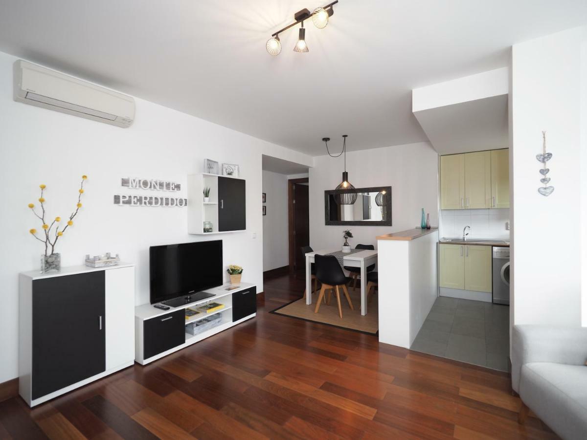 Apartamento Monte Perdido Boltaña Eksteriør billede